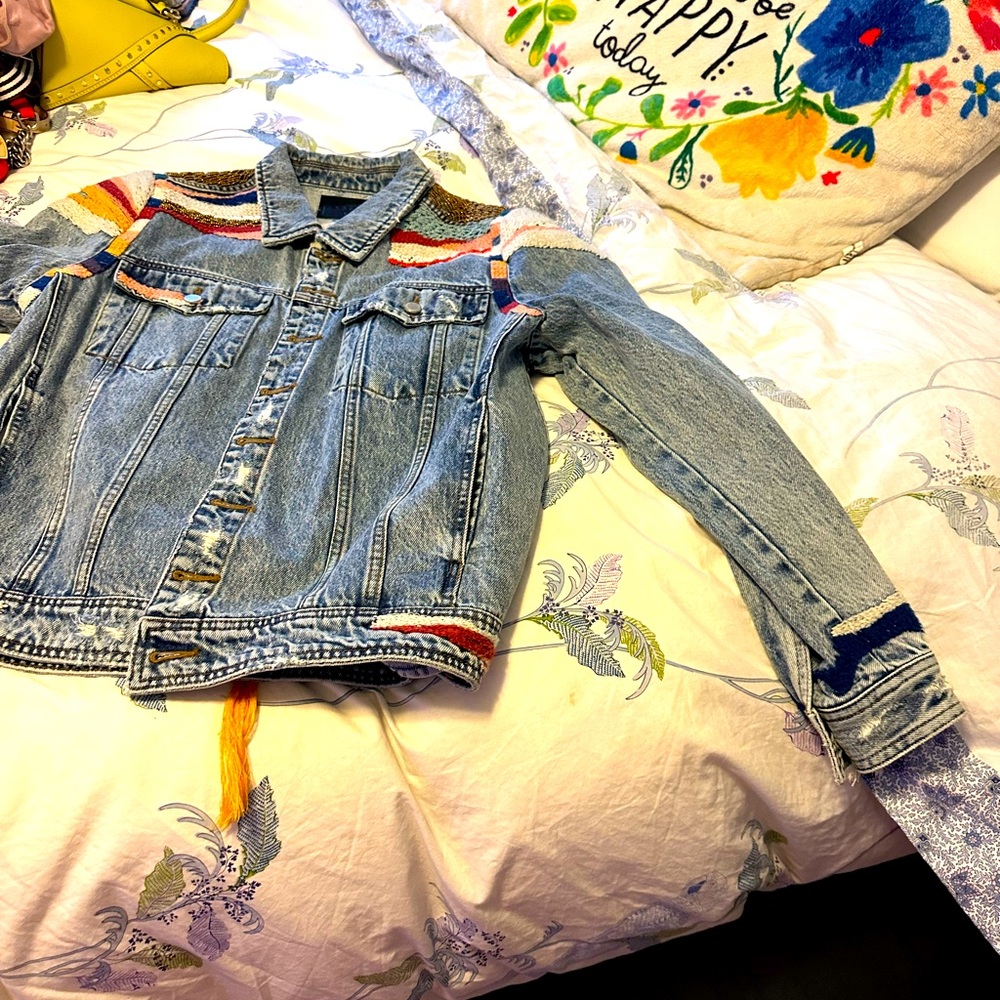 Blanc NYC denim embroidered jean jacket NWOT